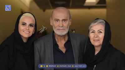  قاب صمیمانه| جمشید هاشم‌پور و دخترش ساناز در کنار بهنوش بختیاری