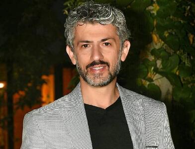 عکس تازه بازیگر «مارمولک» در کنار همسر و دوقلوهایش