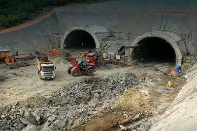 انتقاد عضو شورای شهر تهران/ چگونه در این ابعاد تونل زیر بازار حفر شده؟