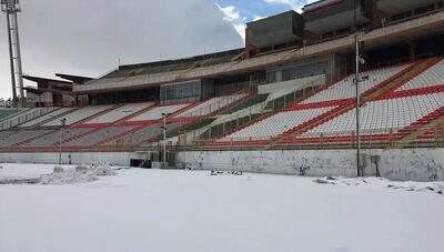 چالش برف و سرما در تبریز؛ وضعیت مبهم تقابل تراکتور و ملوان