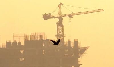 ۱۵۰ تاورکرین غیراستاندارد روی سر پایتخت