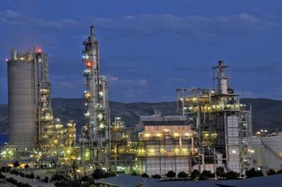 بازنگری در فرمول قیمت خوراک پتروشیمی‌ها پس از جهش بهای انرژی در اروپا