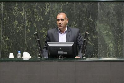 افزایش ۲۰ درصدی حقوق، ریش‌خند به سفره مردم است