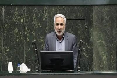 نایب رئیس کمیسیون اجتماعی: کارمندان، نیروهای مسلح و مردم در شرایط سخت اقتصادی به سر می برند