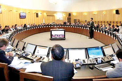 رد کلیات بودجه منتفی نیست