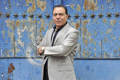 تجلیل از محمد شهبا در مراسم جایزه پژوهش سال سینما