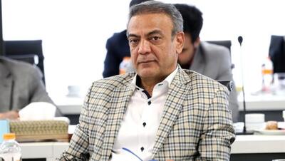 بانک مرکزی برای صادرات سقف گذاشته و صادرکننده ۵۰۰ هزار دلاری ما را با سقف ۱۰۰ هزار دلار محدود کرده است/ مدیریت وزارت جهاد کشاورزی و بانک مرکزی مشکل دارد