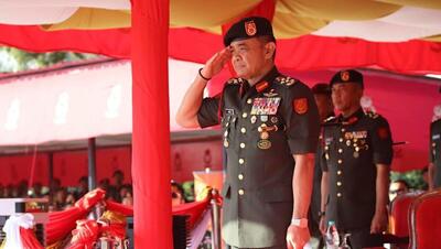 ارتش مالزی زیر ذره‌بین/فرمانده کل موقتاً از فرماندهی دور شد