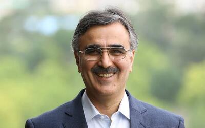 پس از افتخار دلار ۱۴۴ تومانی؛ فرزین در سمت خود ماندگار شد؟! / مقام بانک مرکزی می‌گوید فرزین امروز به همراه وزیر اقتصاد در جلسه‌ای مصوباتی درمورد بازار ارز داشته‌اند