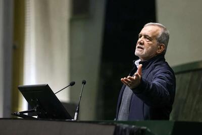 پزشکیان: بخشی از منابع کشور در جا‌هایی هزینه می‌شود که اساساً نباید تخصیص یابد/ در لایحه بودجه ۱۴۰۵، نزدیک به ۷۰ ردیف هزینه‌ای حذف شده/ منافع برخی افراد آن‌قدر گسترده است که به محض نزدیک شدن به اصلاحات ساختاری، ادعا می‌کنند که این اقدامات به نابودی کشور منجر خواهد شد؛ در حالی که چنین نیست