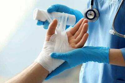 بیمارستان شهید مطهری: هر دست لباس برای بیماران سوانح سوختگی، بین ۵ تا ۴۰ میلیون تومان هزینه دارد