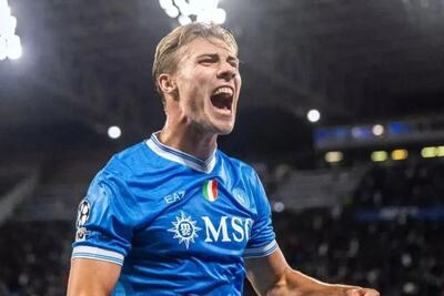 پیشرفت چشمگیر مهاجم طرد شده منچستریونایتد در ناپولی