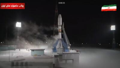 لحظه پرتاب ماهواره های ظفر 2، کوثر و پایا