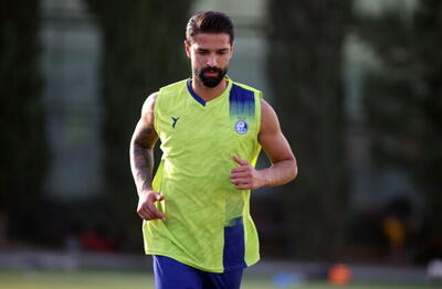 انگیزه خاص بازیکن جنجالی استقلال برای بازی امروز