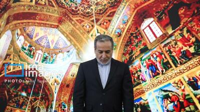  گزارش تصویری/ نشست صمیمی وزیر امور خارجه با جمعی از نخبگان