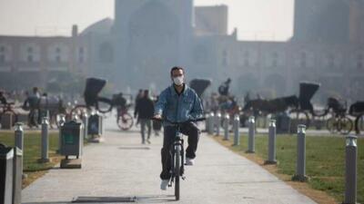 زمستان خاکستری «نصف جهان»