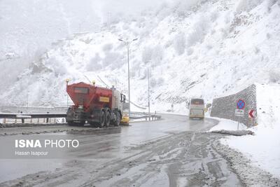 گردنه گله بادوش مسدود است/  بازگشایی گردنه به بعد از پایداری شرایط جوی موکول شد