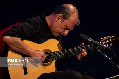 سهیل نفیسی یک‌نفره صحنه را به‌دست گرفت