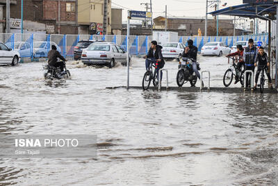  فروکش سیلاب در خیابان‌های ایذه / تعطیلی مدارس شهرستان در روز دوشنبه