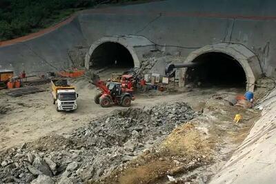 حفاری یک تونل چندکیلومتری در بازار تهران/ عضو شورای شهر تهران:«اگر در تهران یک فرغون خاک جابه‌جا شود با آن برخورد می‌کنند»