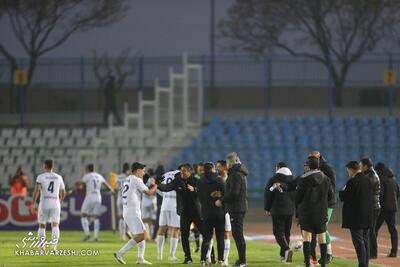 ویدیو| شادی با شکست استقلال/ جشن پیروزی مقابل چشم شاگردان ساپینتو