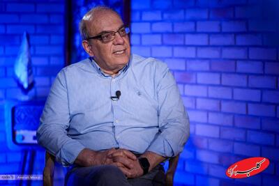  عباس عبدی: اینکه پزشکیان گفت قانون حجاب را اجرا نمی‌کند اتفاق سیاسی بزرگی بود، اما عده‌ای هیچ اراده‌ای برای پایان دادن به این داستان ندارند - کلبه سرگرمی