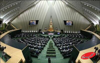  ببینید | زنگنه خطاب به پزشکیان: کسانی که این متن را برای شما نوشته‌اند، به شما خیانت و به شعور ملت توهین نمودند! - کلبه سرگرمی