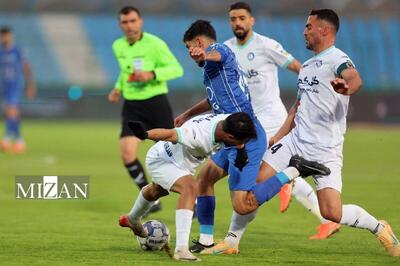 استقلال با شکست برابر گل‌گهر به رختکن رفت