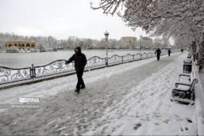 تبریز سفیدپوش شد؛ نخستین برف زمستانی بر زمین نشست