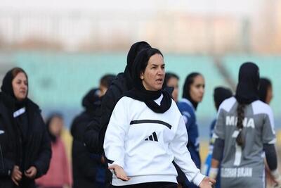 سرمربی گل‌گهر: امید به قهرمانی داریم/ پرسپولیس متفاوت شده است - پارس فوتبال