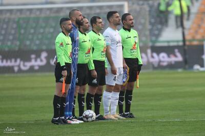 ویدیو| افشای صحبت‌های بازیکنان گل‌گهر با داور در بازی استقلال - پارس فوتبال