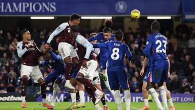 یازدهمین پیروزی متوالی استون ویلا - پارس فوتبال