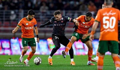 ویدیو| پاس‌های هوشمندانه و موقعیت ساز اورونوف مقابل مس رفسنجان - پارس فوتبال