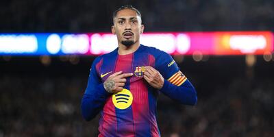 سرانجام جایزه‌ای برای رافینیا؛ ستاره بارسلونا بهترین بازیکن فصل ۲۵-۲۰۲۴ لالیگا در مراسم گلوب ساکر شد - پارس فوتبال