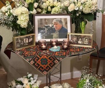  نمایی از منزل بهرام بیضایی در روز درگذشتش +تصویر