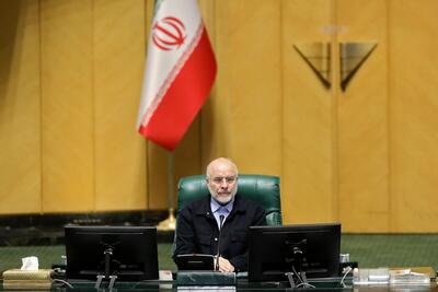 قالیباف: افزایش ۲۰ درصدی حقوق کارمندان در لایحه بودجه اشکالاتی دارد و باید اصلاح شود