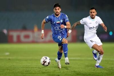 استقبال کم هواداران استقلال به دلیل کیفیت پایین چمن شهرقدس