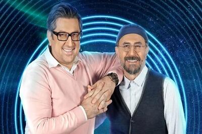  آواز غمزده؛ به شهاب عباسی نمیومد صداش انقد خوب باشه من باید میرفتم چاوشی رو خوند عالی