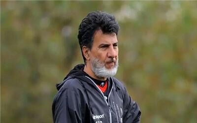 حمله شدید ستاره سابق استقلال: با این دو بازیکن، تیم انگار ۹ نفره است!