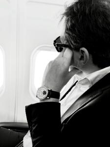 عکس: ساعت ۱۲ میلیارد تومانی جدید بانک زنجانی!