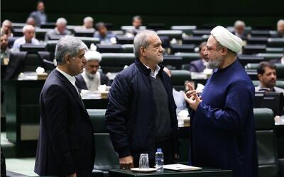 درگیری کلامی حمیدرسایی و پزشکیان در مجلس