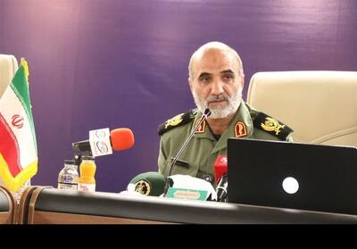 مهم‌ترین وظیفه مردم مقابل دشمن پرهیز از دو دستگی است - تسنیم