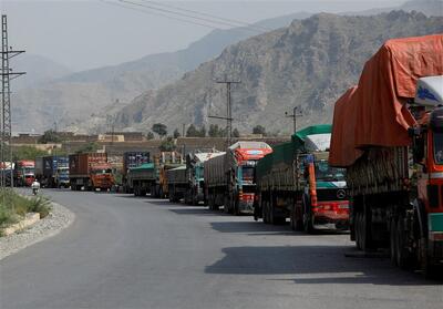 قطع روابط تجاری افغانستان و پاکستان؛ رانندگان در مرزهای بسته گرفتارند - تسنیم