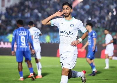 گلزن گل‌گهر: بازگشت به استقلال؟ درباره‌اش حرف نمی‌زنم