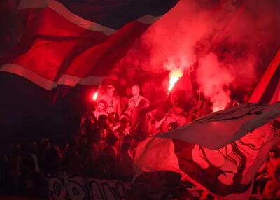 اولتراهای پی‌اس‌جی ایفل را به آتش کشیدند!