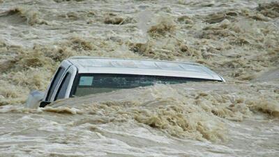  جاری شدن سیل در مسجد سلیمان