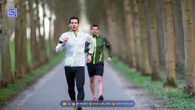  ۵ مزیت شگفت‌انگیز پیاده‌روی روبه عقب که از آن بی‌خبرید