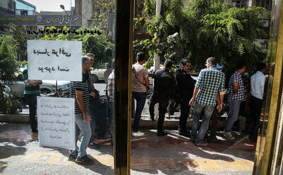 اعتراض بازاریان به جهش قیمت‌ها؛ چرا مسئولان اقتصادی سخن نمی‌گویند؟