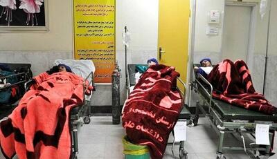 مسمومیت ۲۵ نفر در یک مجتمع مسکونی تهران!