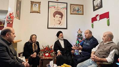 دیدار نماینده ولی فقیه در بنیاد شهید و امور ایثارگران با خانواده شهید «روبرت لازار»